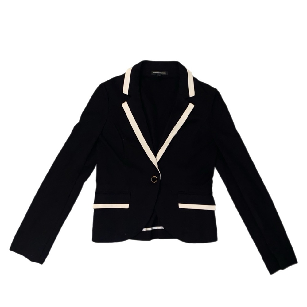 Express Design Studio women’s size 8 black cropped single button blazer